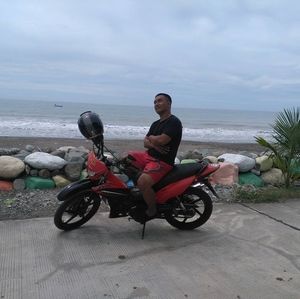 Meet your Posher, Abugue